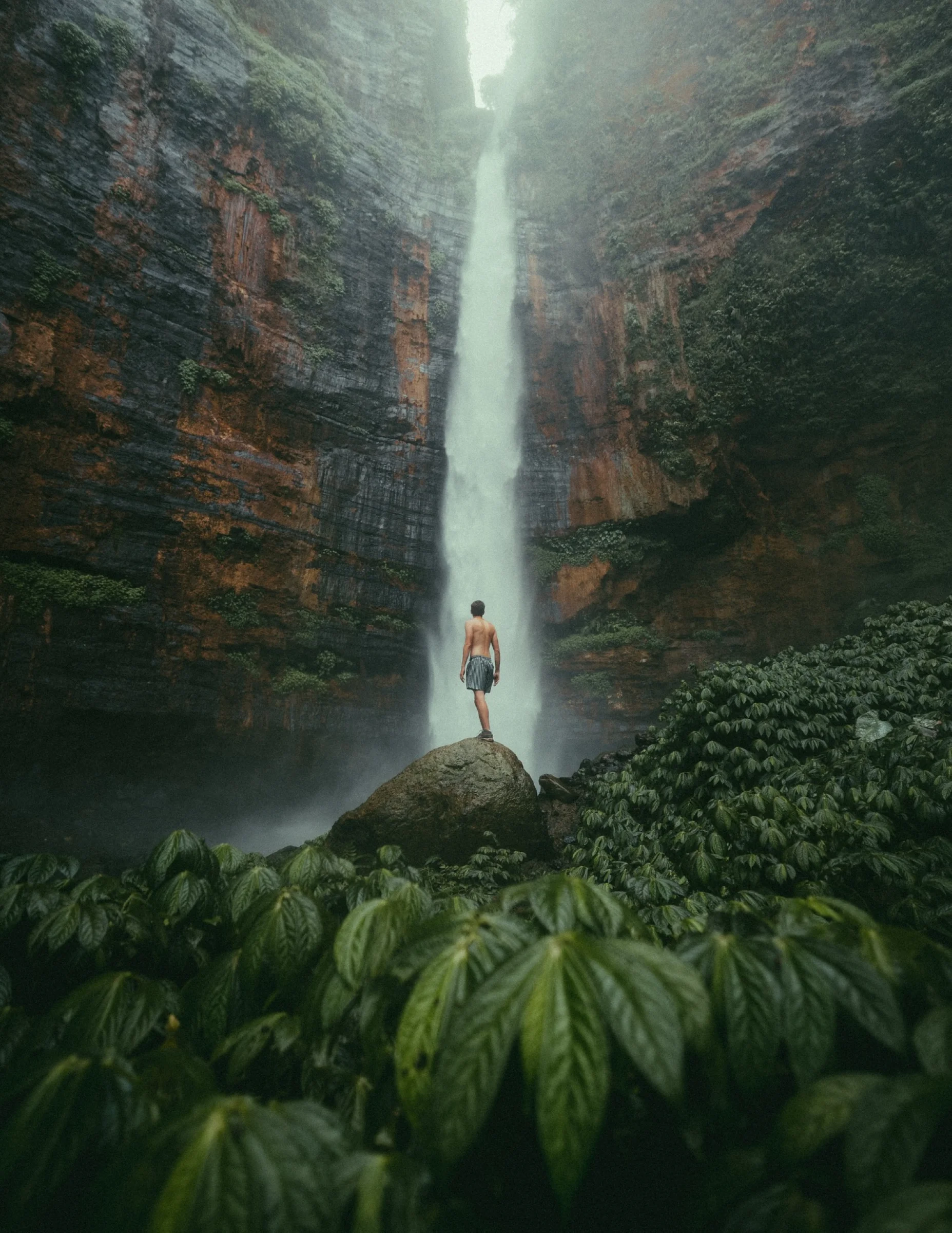 There's a strong chance this image contains the following subjects: water,  landscape,  rock,  river,  waterfall. Source: https://www.instagram.com/maud_bsc/ Photographer_name: Maud Bosco. Title: In awe... Waterfall. Make: sony. Published: 2025-10-12 11:53:34