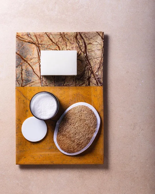 View FOTO's collection of still-life photographs.