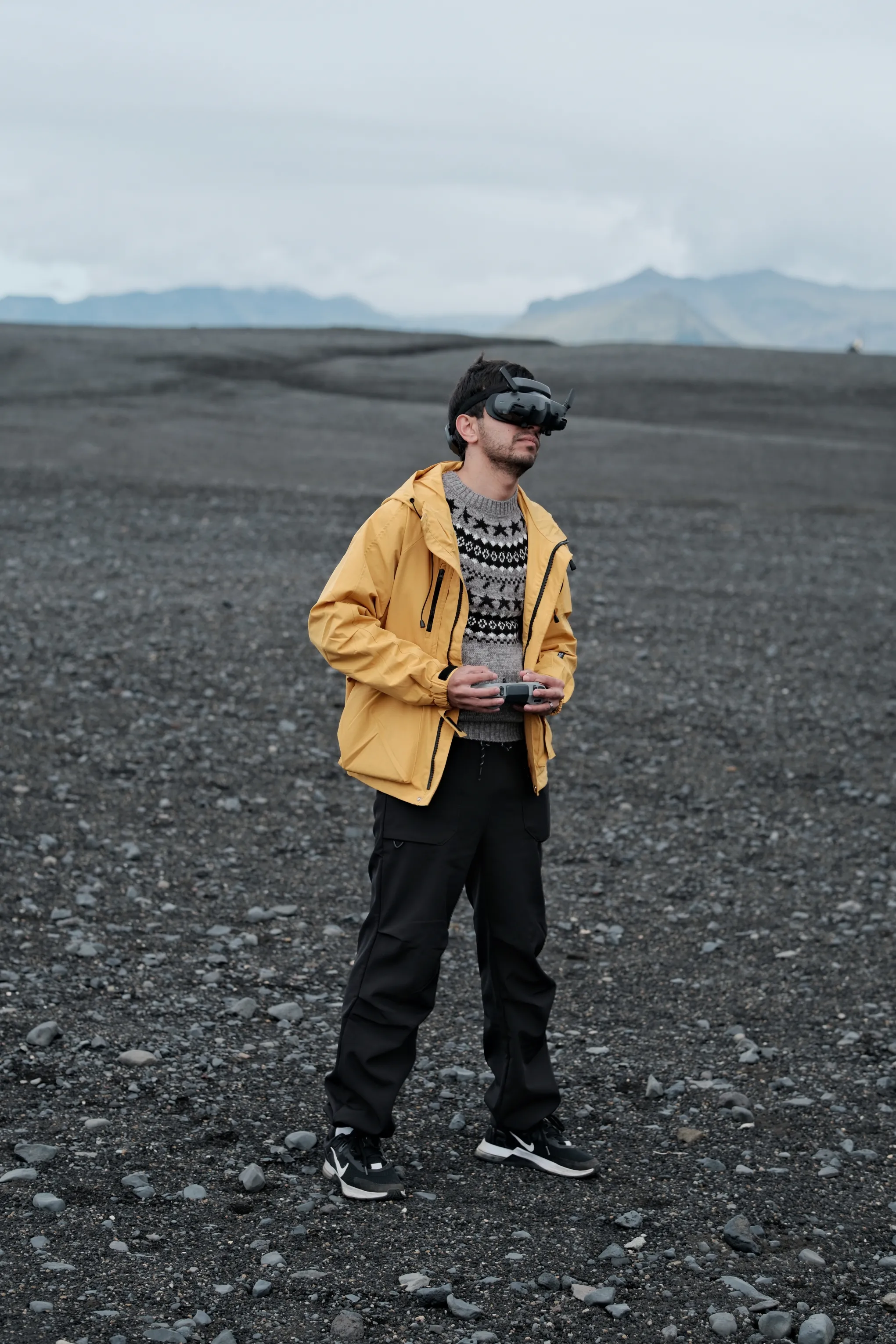 Explore Taha Masood's profile on FOTO.